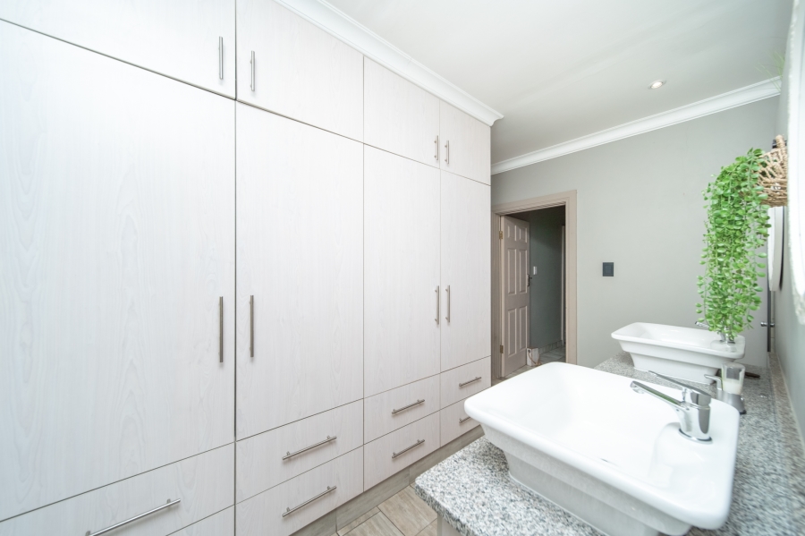 3 Bedroom Property for Sale in Vincent Eastern Cape